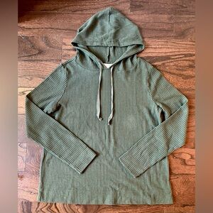 LOFT Waffle Hoodie in Balsam Tree Green size M